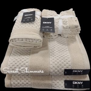 8pc DKNY Zero Twist Quick Dry Striped Cream Tan Bath Hand Washcloth Towel Set